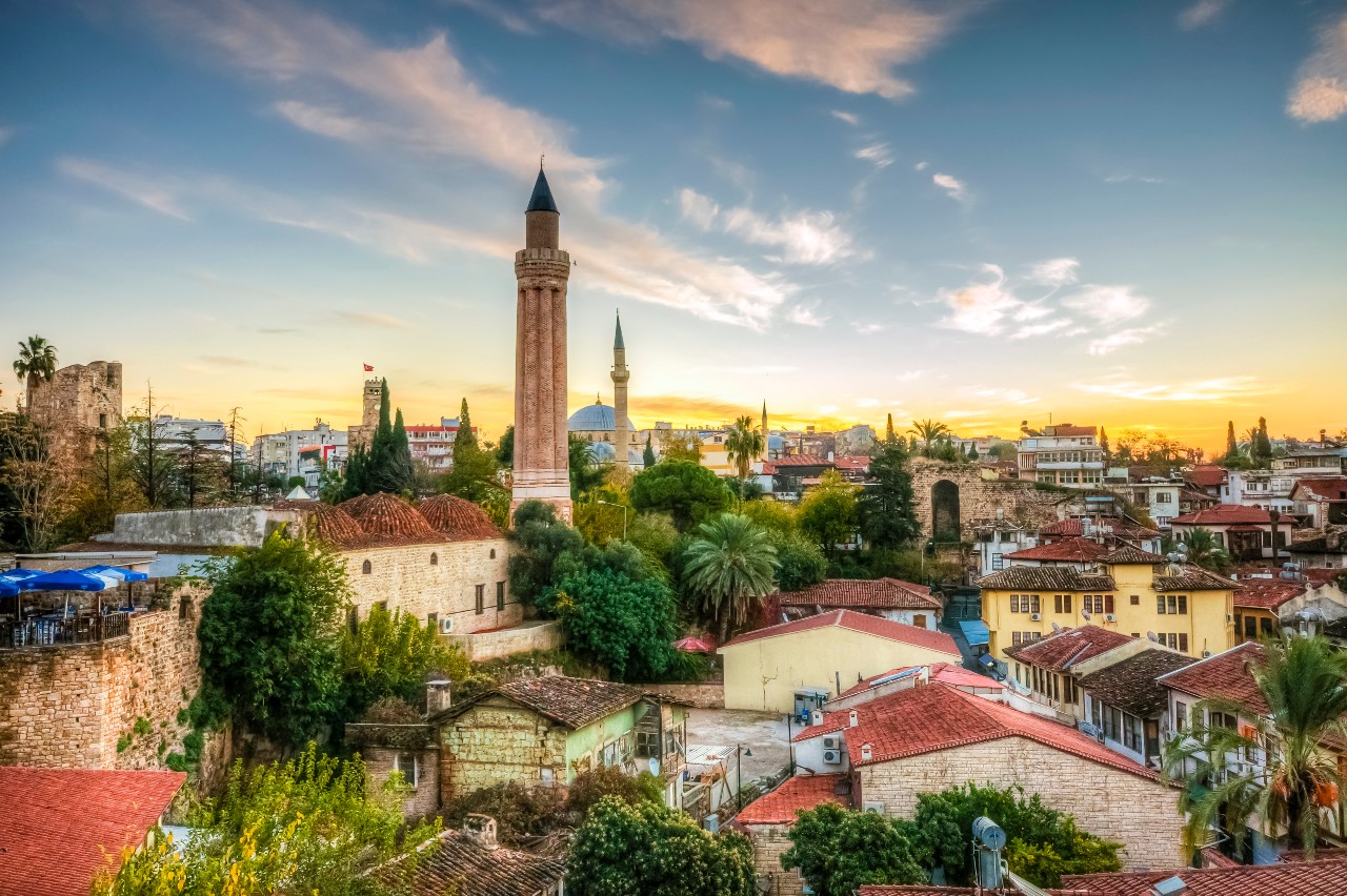 Mešita Yivli Minare, Antalya