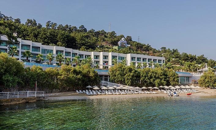 Blue Dreams Hotel*****