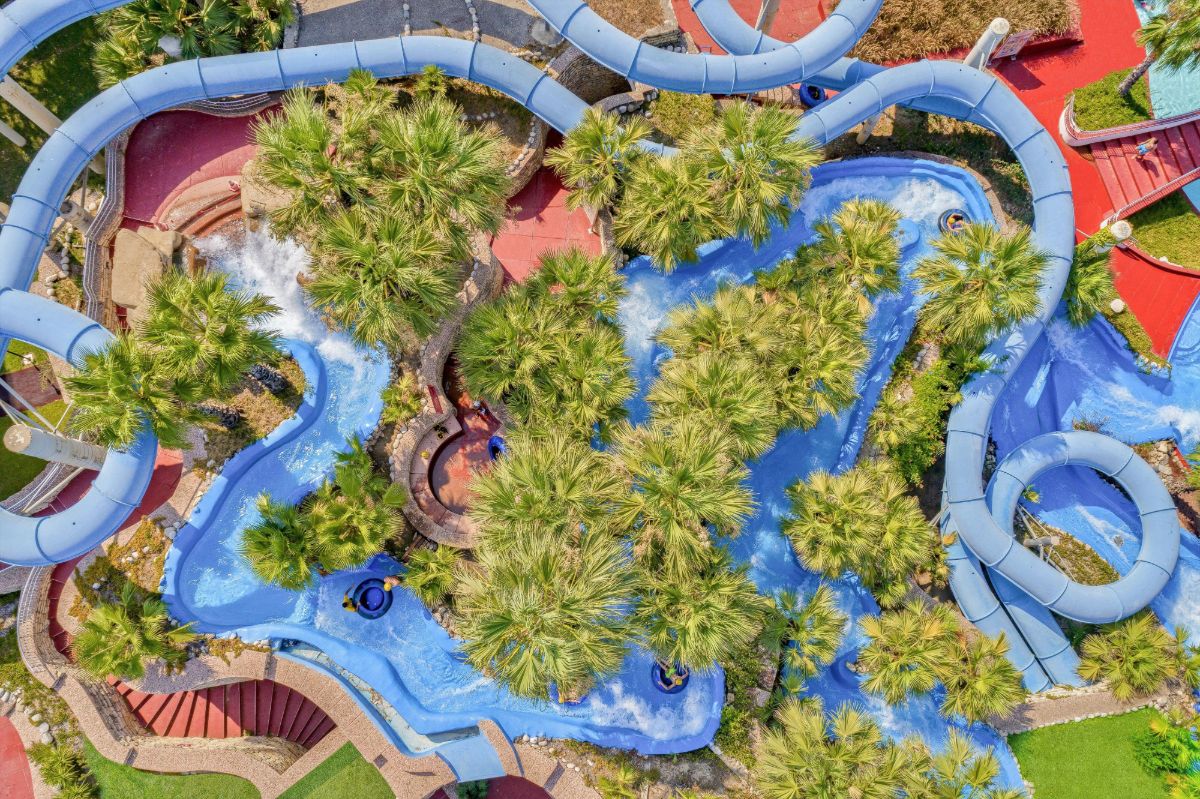 Ptačí perspektiva Monachus Family Resort Sorgun