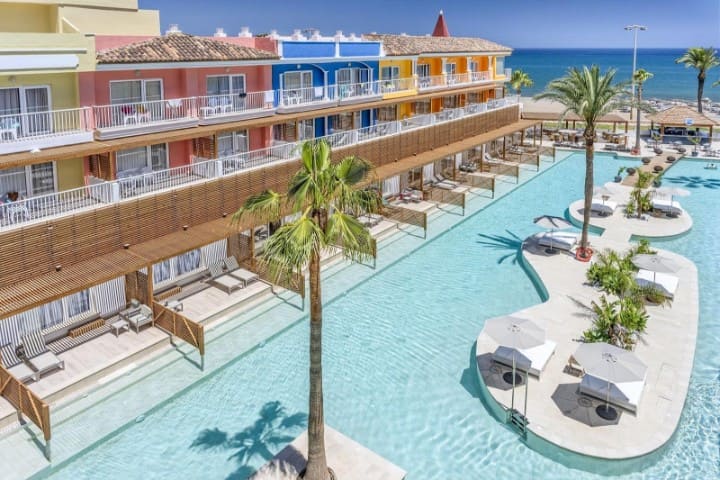 Mediterraneo Bay Hotel Spa & Resort ****