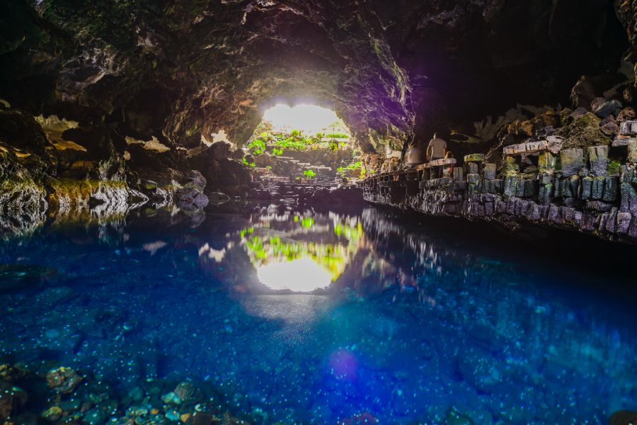 Jeskyně Jameos del Agua je plná umění