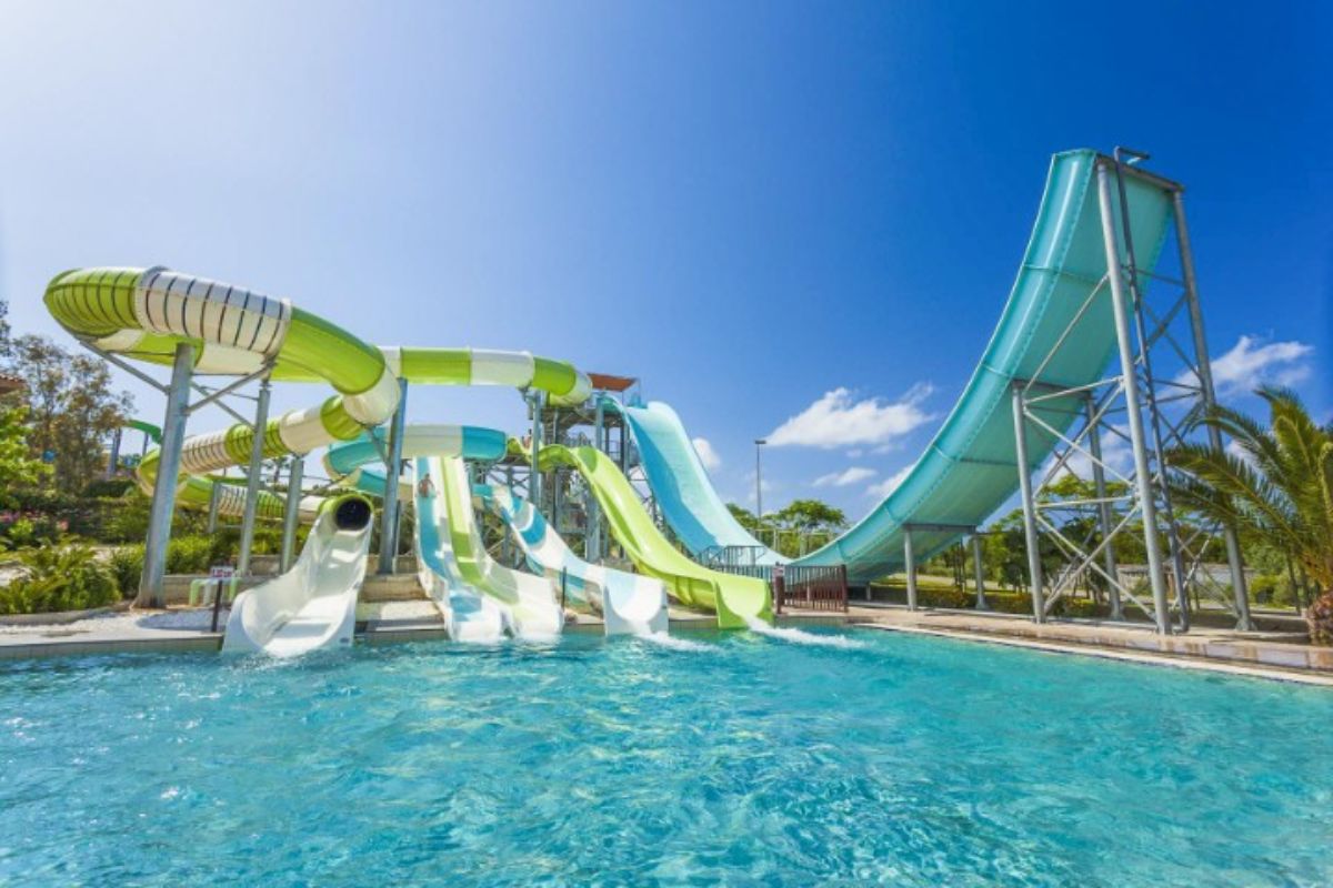 Tobogány Club Grand Side