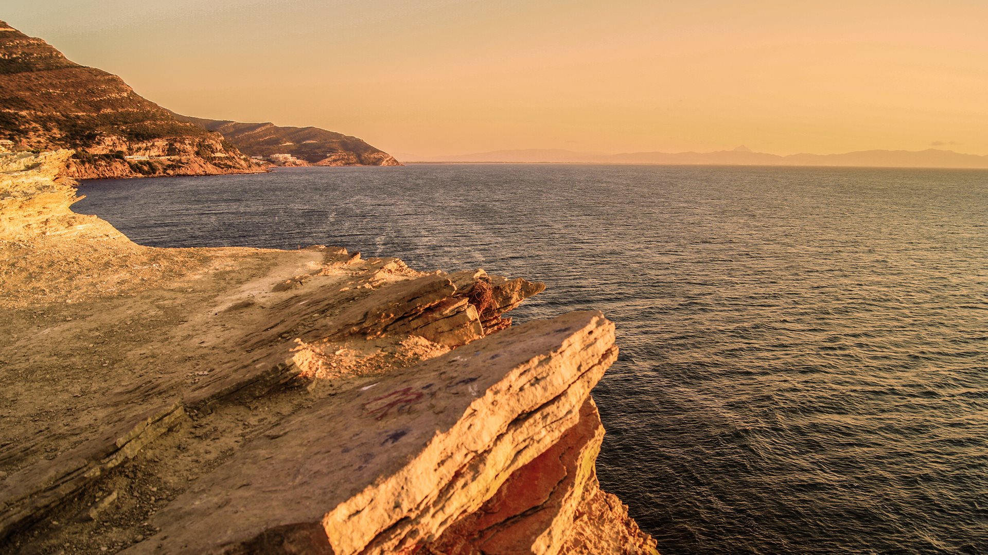 Středozemní moře u Korbousu
