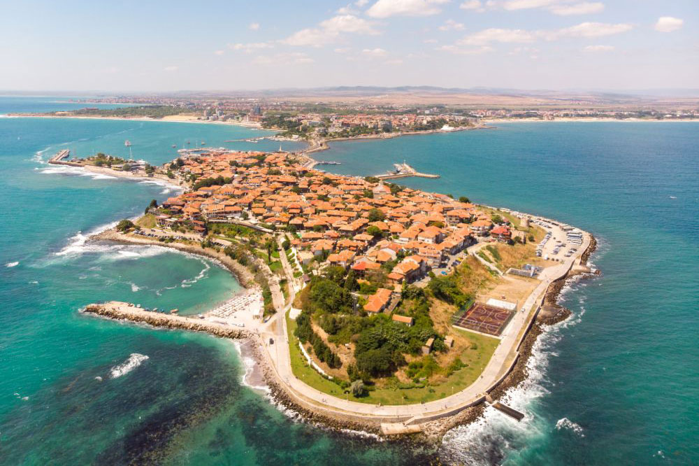 Celkový pohled na historický Nesebar