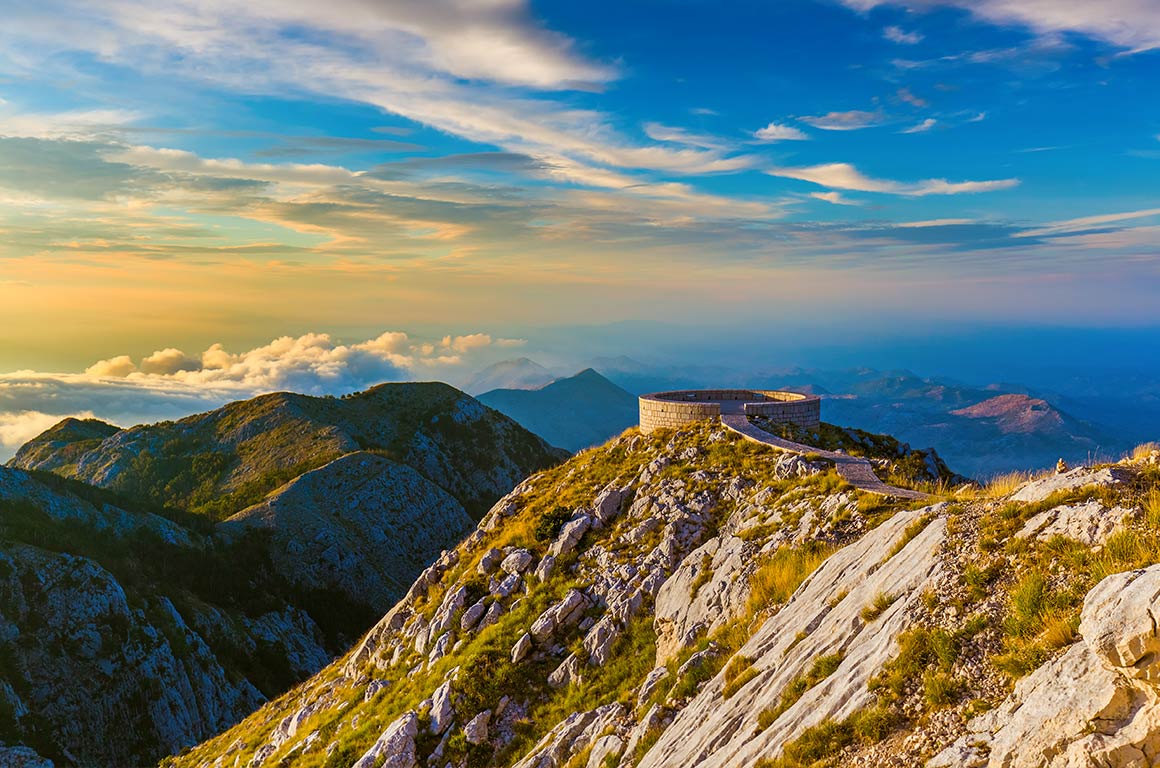 Vyhlídka na hoře Jezerski vrh