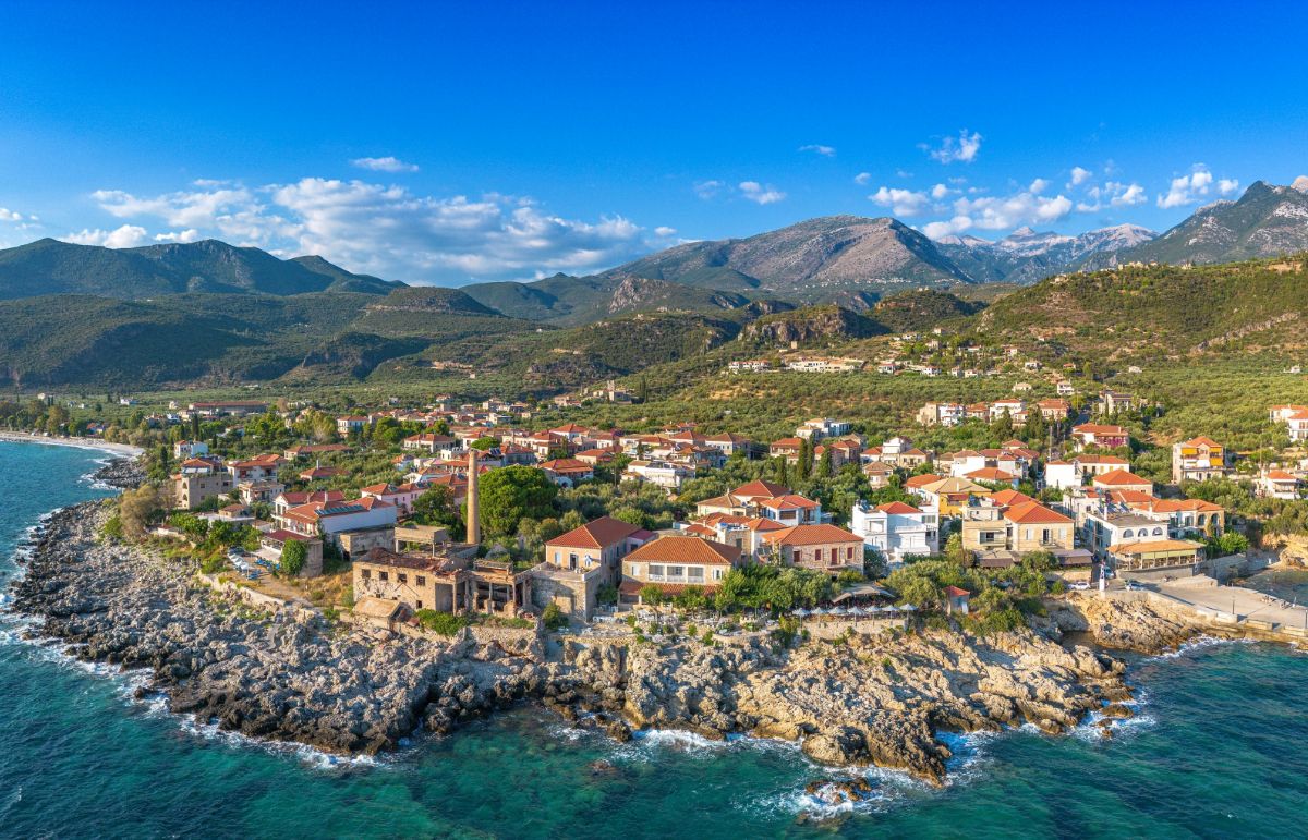 Obec Kardamyli nedaleko Kalamaty