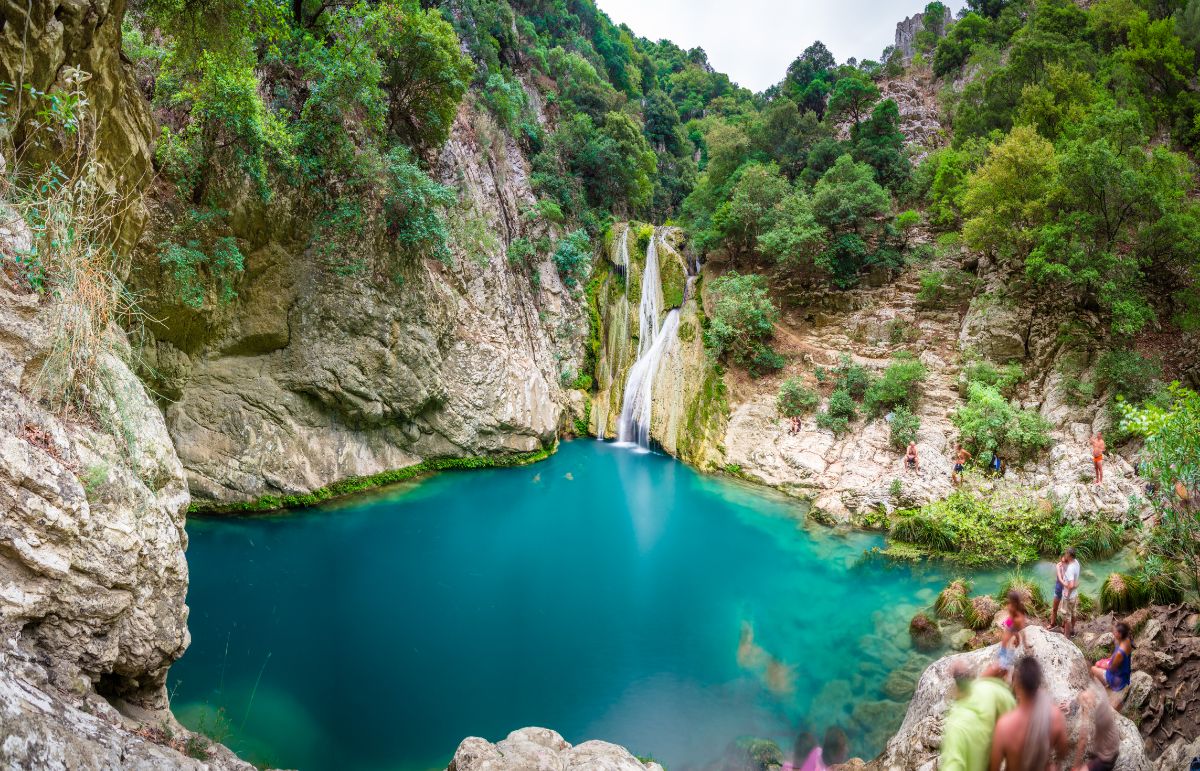 Vodopády Polylimnio