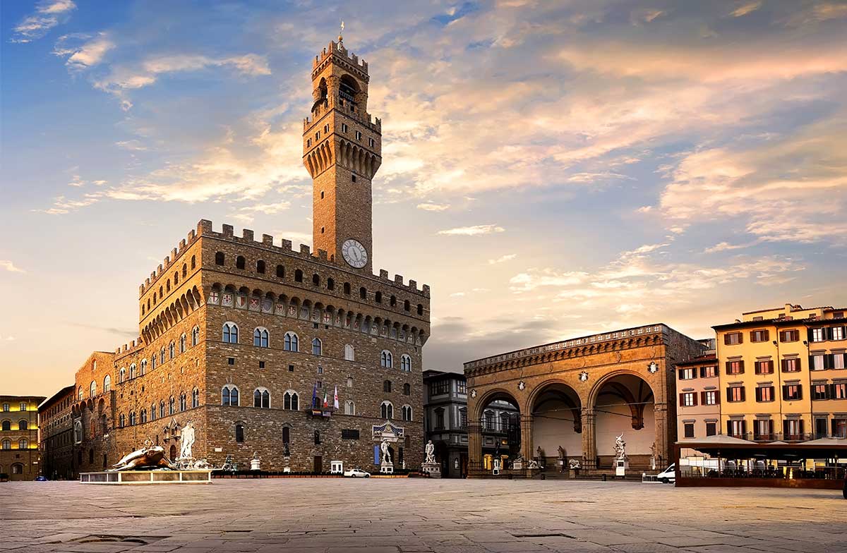 Náměstí signorie s radnicí Palazzo Vecchio
