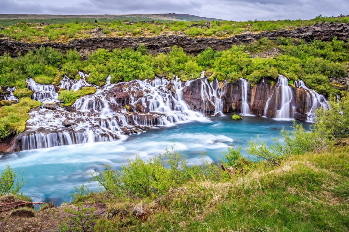 5. Vodopády Hraunfossar