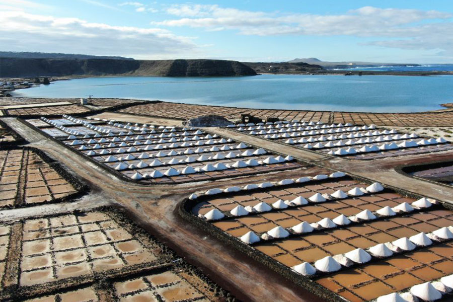 Celkový pohled na Salinas del Janubio