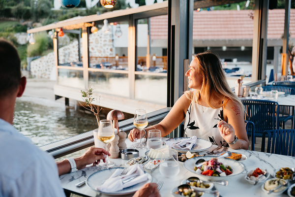 Společný večer na dovolené s Motion