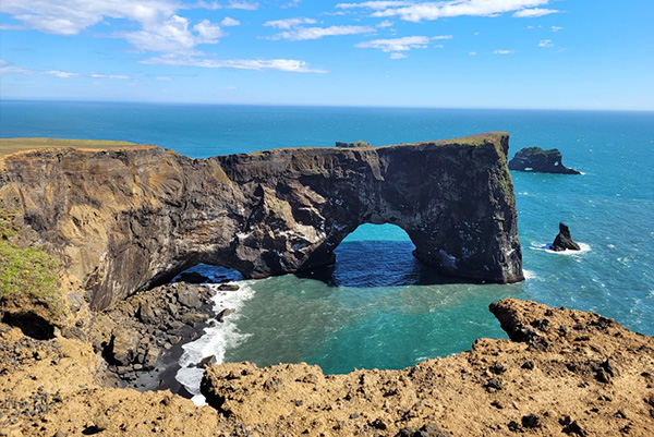 Útesy Dyrhólaey, Island